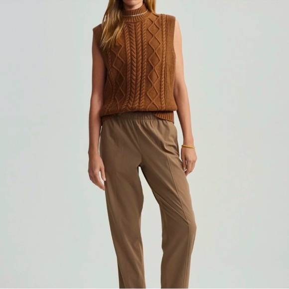 Varley Joilette Roll Neck Vest 💕💕 - Picture 5 of 6